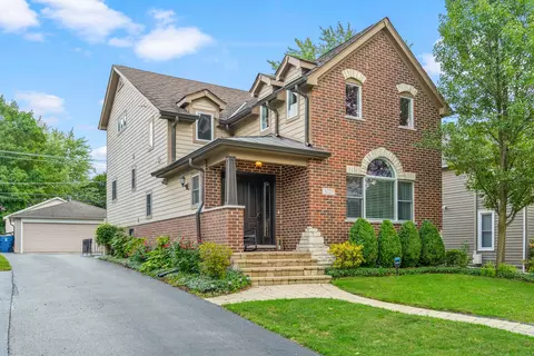 5229 Benton Ave, Downers Grove, IL 60515