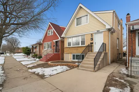 4914 W 32nd Pl, Cicero, IL 60804