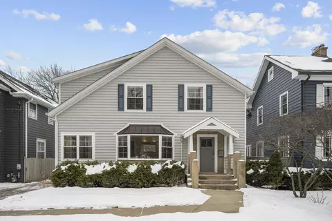 124 Linden Ave, Glencoe, IL 60022