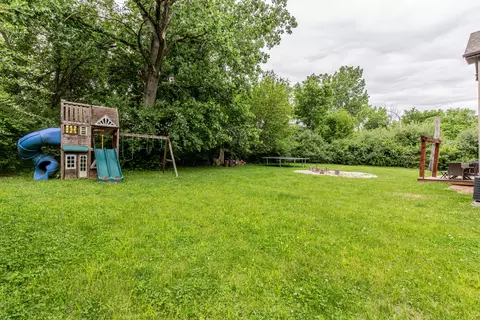 Exterior - 8 Birch Dr, Putnam, IL 61560 photo 4 of 7