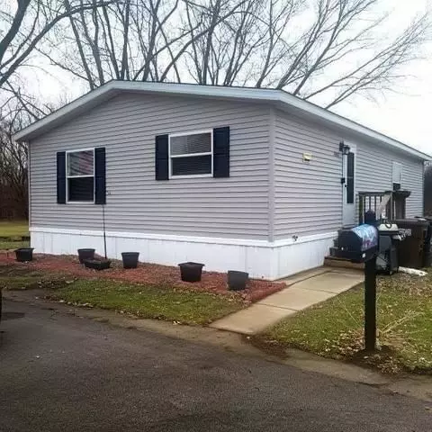 2639 Lilac Ln, Sycamore, IL 60178