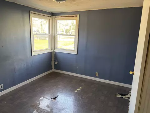 Bedroom - 3543 William St, Steger, IL 60475 photo 3 of 6
