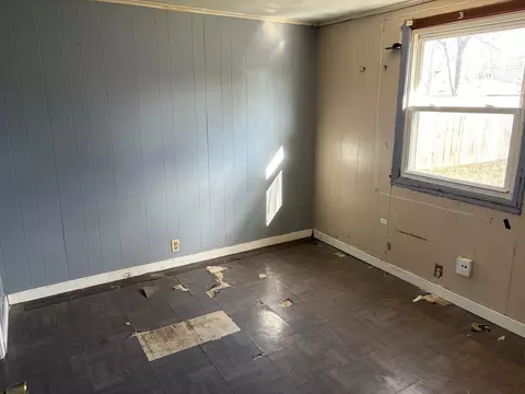 Bedroom - 3543 William St, Steger, IL 60475 photo 5 of 6