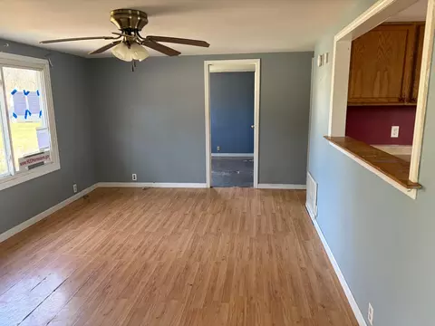 Living - 3543 William St, Steger, IL 60475 photo 2 of 3