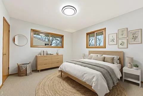 Bedroom - 110 Westmere Rd, Des Plaines, IL 60016 photo 1 of 3