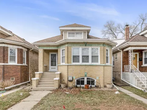 2944 N 77th Ave, Elmwood Park, IL 60707