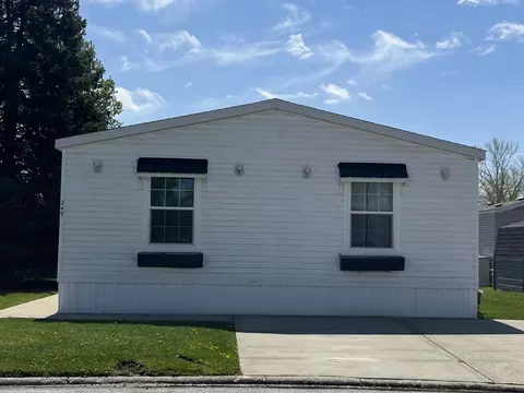 249 Todd Ter, Lynwood, IL 60411