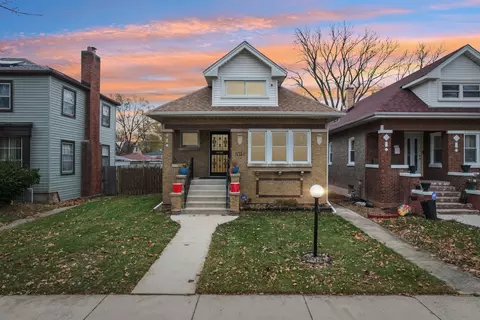 1615 S 20th Ave, Maywood, IL 60153