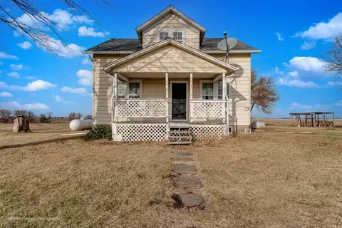 2287 N 4350th Rd, Sheridan, IL 60551