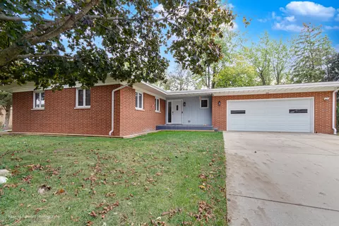 305 Prospect Ave, Dwight, IL 60420