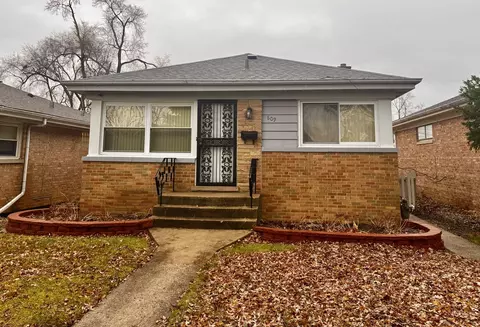 609 Linden Ave, Bellwood, IL 60104