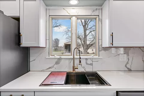 10 E Locust St, Ashmore, IL 61912 photo 10