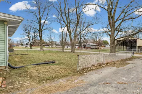 10 E Locust St, Ashmore, IL 61912 photo 25