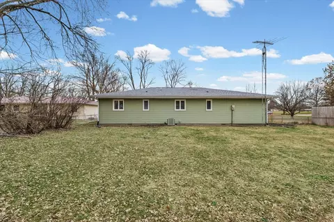 10 E Locust St, Ashmore, IL 61912 photo 27
