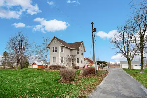 3024 E Brunswick Rd, Beecher, IL 60401 photo 1