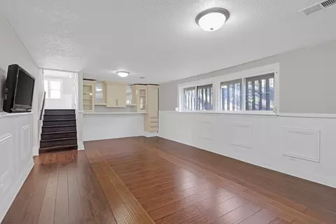 190 E Bradley St, Des Plaines, IL 60016 photo 23