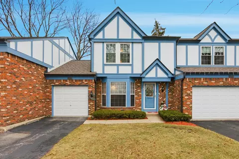 14747 Lakeview Dr, Orland Park, IL 60462