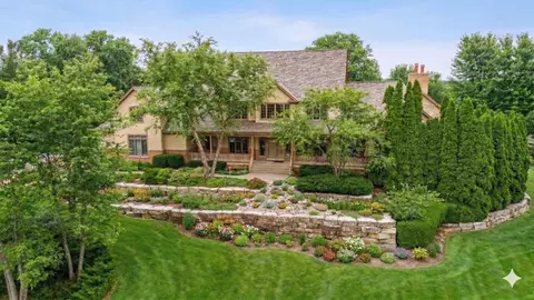 2917 Fox Knoll Ct, Johnsburg, IL 60051