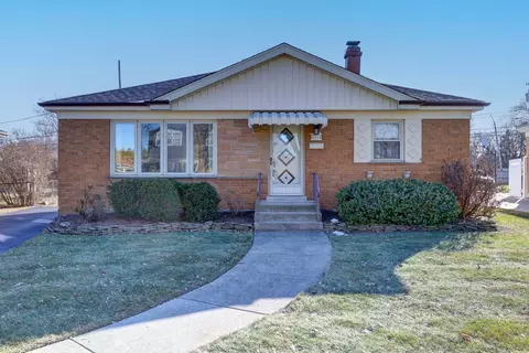 11111 Shelley St, Westchester, IL 60154