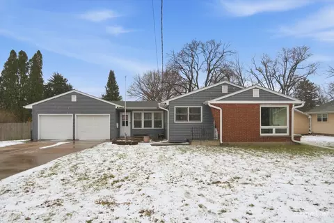 206 Boulevard St, Sandwich, IL 60548
