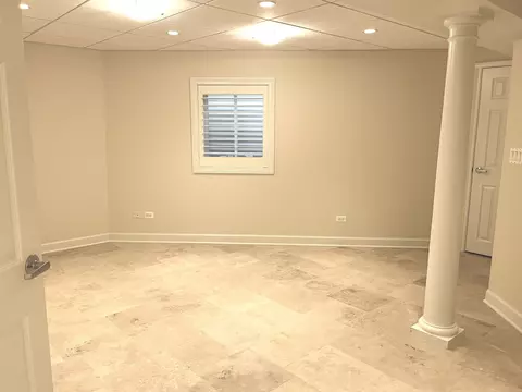 Other - 1742 Pebble Beach Dr, Hoffman Estates, IL 60169 photo 9 of 11