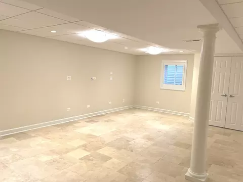 Other - 1742 Pebble Beach Dr, Hoffman Estates, IL 60169 photo 6 of 11