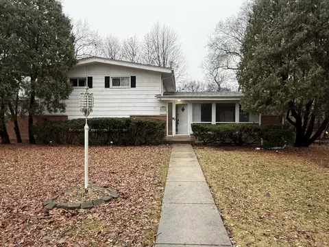 9200 Avers Ave, Evanston, IL 60203