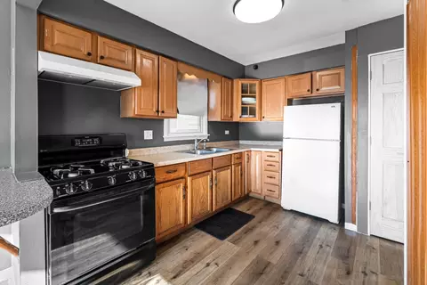 Kitchen - 1134 E 152nd St, Dolton, IL 60419 photo 1 of 2