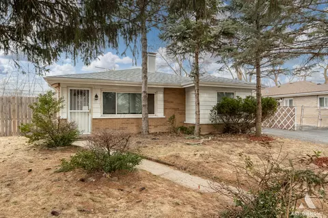 1216 Balmoral Ave, Calumet City, IL 60409