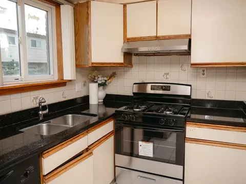 Kitchen - 9404 Hamlin Ave, Des Plaines, IL 60016 photo 1 of 1