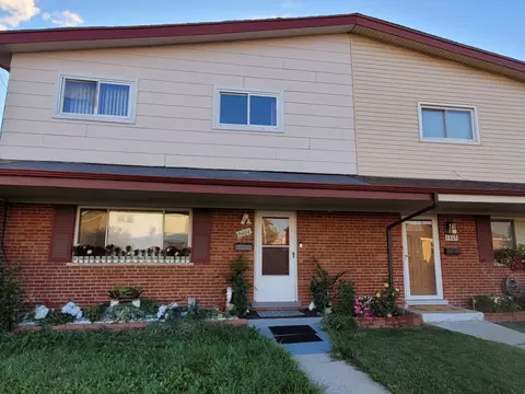 Exterior - 9404 Hamlin Ave, Des Plaines, IL 60016 photo 4 of 13