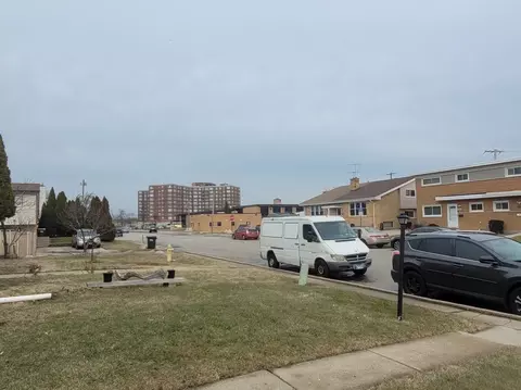 Exterior - 9404 Hamlin Ave, Des Plaines, IL 60016 photo 9 of 13