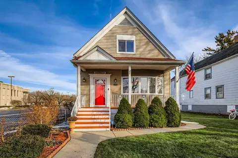 133 N 17th Ave, Melrose Park, IL 60160