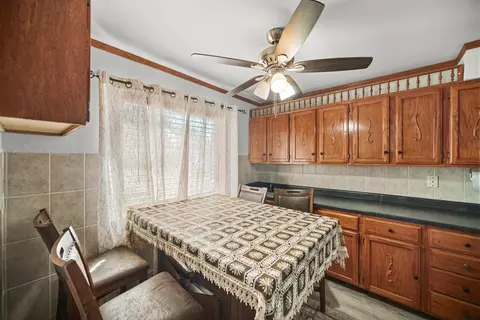 Other - 6404 W 85th Pl, Burbank, IL 60459 photo 3 of 6