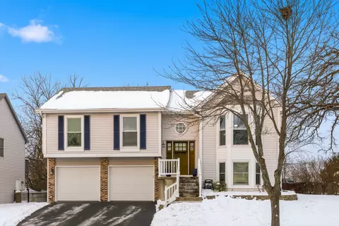 1032 Oak Tree Trl, Lake Villa, IL 60046