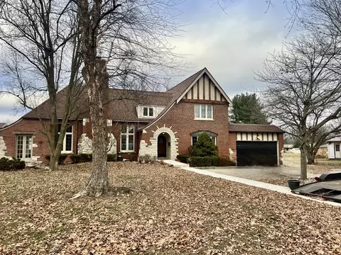 3816 Western Ave, Mattoon, IL 61938