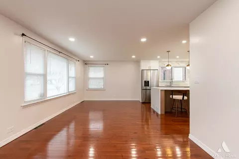 520 Spring St, Roselle, IL 60172 photo 12