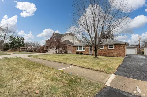 520 Spring St, Roselle, IL 60172 photo 36