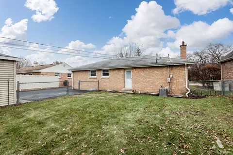 520 Spring St, Roselle, IL 60172 photo 33