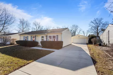 2801 Lawndale Dr, Champaign, IL 61821