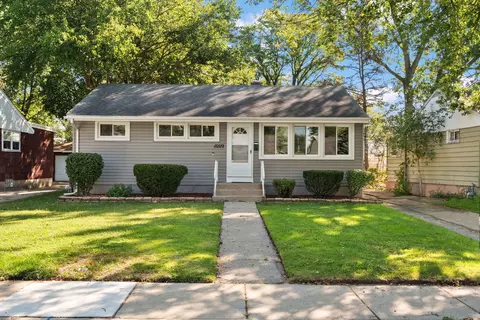 15519 Elm St, South Holland, IL 60473