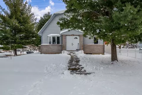 1020 W Perry St, Belvidere, IL 61008