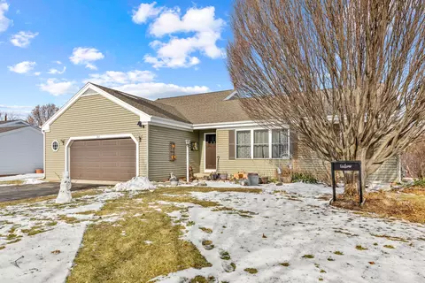 742 Chestnut Ln, Marengo, IL 60152