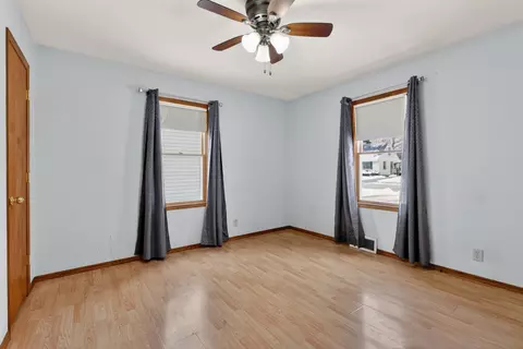 Bedroom - 560 Beckman Dr, Kankakee, IL 60901 photo 3 of 5