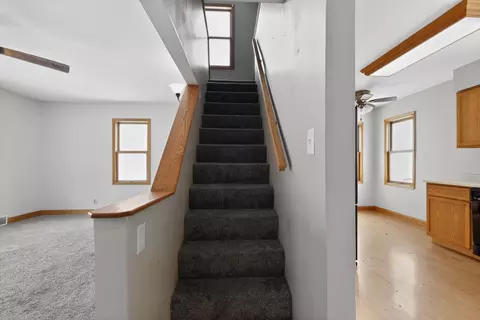 Entry Way - 560 Beckman Dr, Kankakee, IL 60901 photo 1 of 2