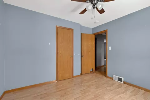 Bedroom - 560 Beckman Dr, Kankakee, IL 60901 photo 5 of 5