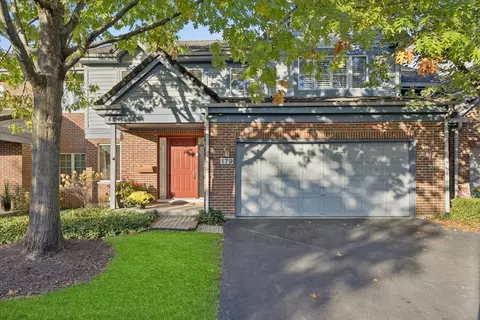179 Foxborough Pl, Burr Ridge, IL 60527