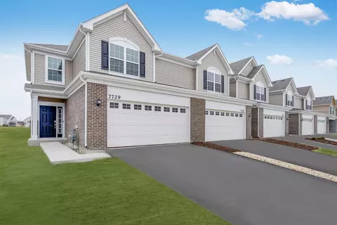 7729 Nightshade Ln, Joliet, IL 60431