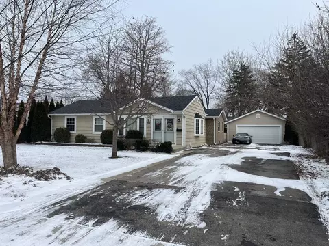 Undisclosed, Carpentersville, IL 60110