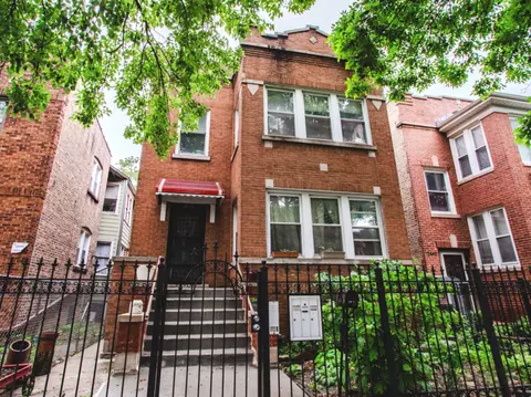 2453 N Tripp St, Chicago, IL 60639